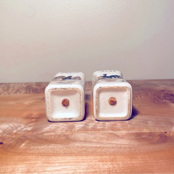 Vintage Ceramic Rooster and Hen Salt & Pepper Shakers - Picture 3 of 4